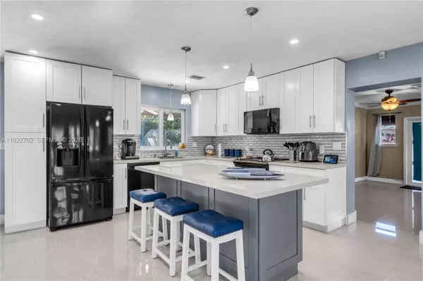 Palmetto Bay, FL 33157,9340 SW 178th Street