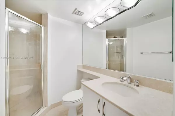 Miami Beach, FL 33139,151 Michigan Ave #525