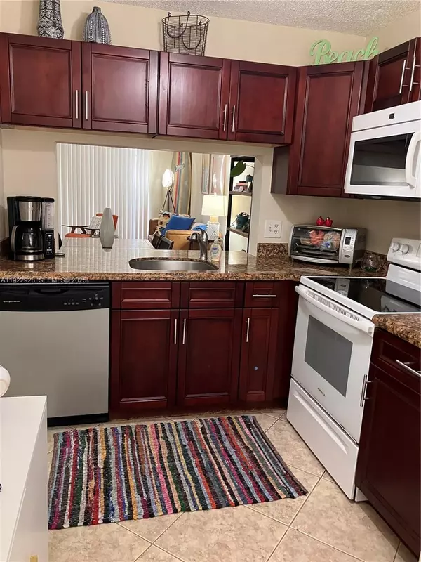 Deerfield Beach, FL 33442,1226 S Military Trl #2213