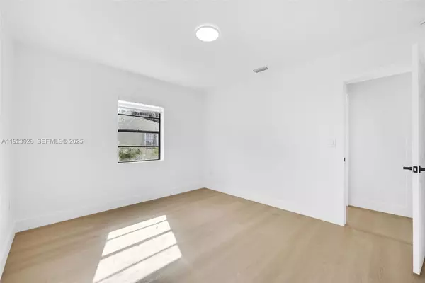 Miami Gardens, FL 33054,16140 NW 17th Pl