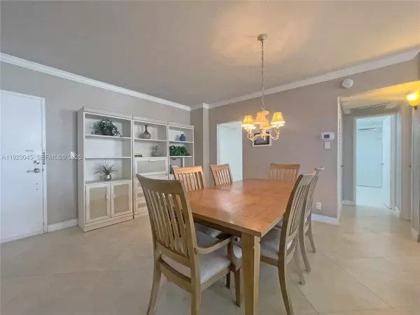 Fort Lauderdale, FL 33308,4250 Galt Ocean Dr #3T