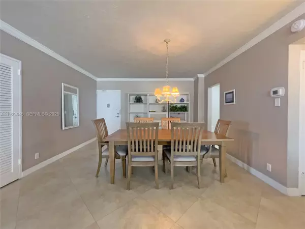 Fort Lauderdale, FL 33308,4250 Galt Ocean Dr #3T