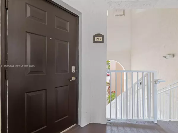 Doral, FL 33178,11603 NW 89th St #217