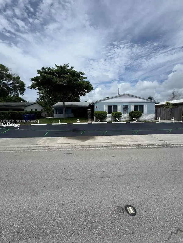 Fort Lauderdale, FL 33334,5861 NE 18th Ave #2