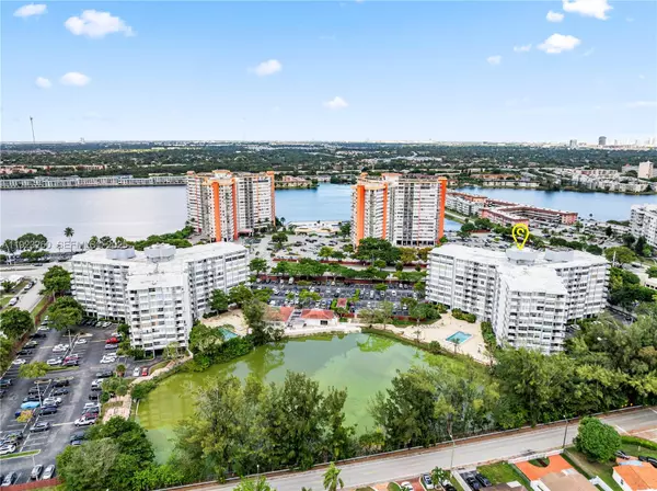 Miami, FL 33179,1300 NE Miami Gardens Dr #512E