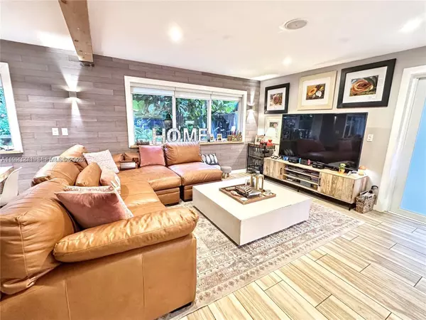 Miami Beach, FL 33139,1115 Meridian Ave #Townhouse