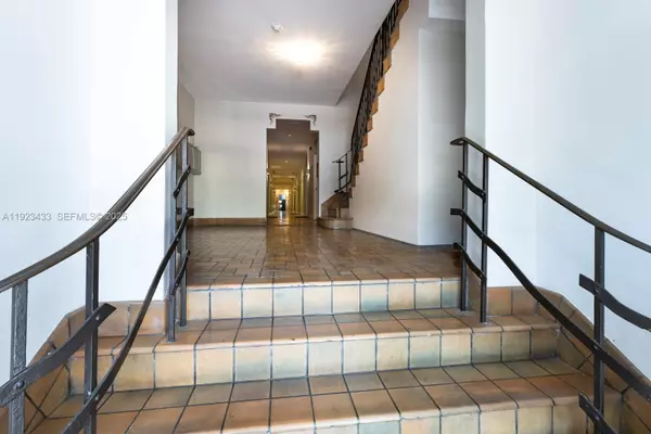 Miami Beach, FL 33139,260 Euclid Ave #5