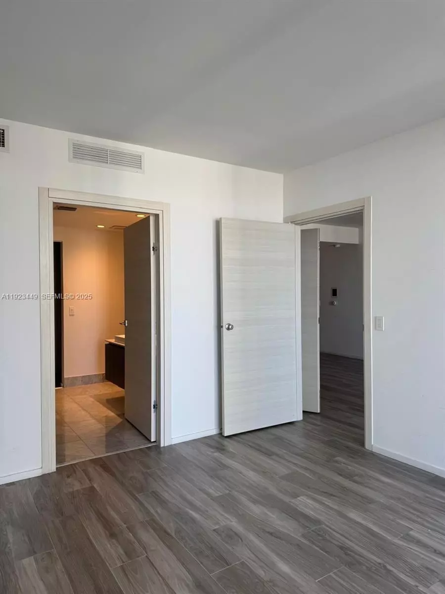 Miami, FL 33130,Address not disclosed