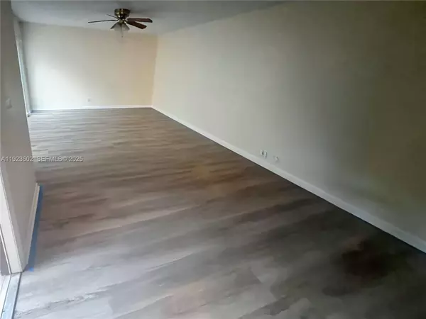 Cooper City, FL 33026,10935 Neptune Dr