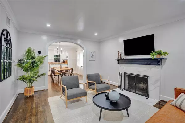 Hollywood, FL 33020,1640 Jefferson St