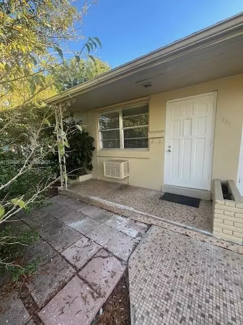 Hallandale Beach, FL 33009,Address not disclosed