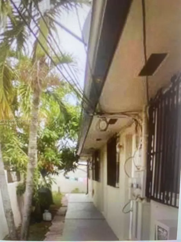 Sweetwater, FL 33174,10805 SW 4th St #4