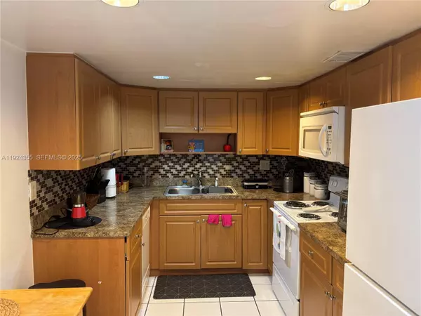 Miami, FL 33183,14250 SW 62nd St #520