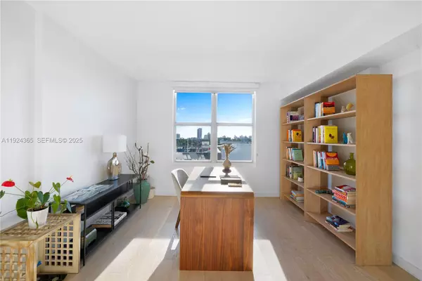 Miami Beach, FL 33139,1800 Sunset Harbour Dr #803