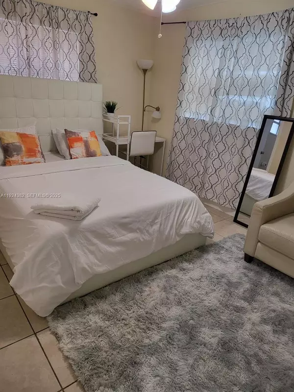 Fort Lauderdale, FL 33311,2640 NW 14th Ct