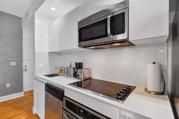 Miami Beach, FL 33139,1410 Euclid Ave #2