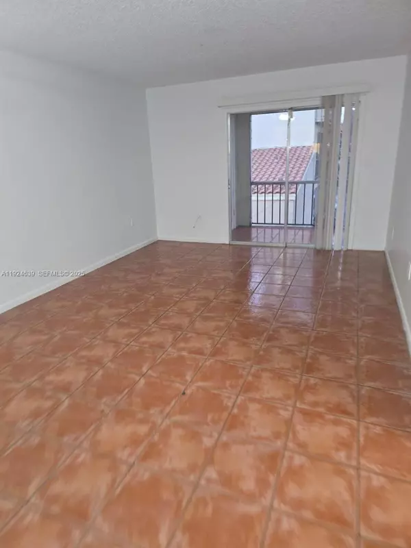 West Palm Beach, FL 33415,6094 Forest Hill Blvd #201