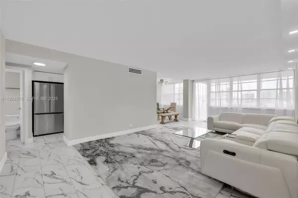 Sunny Isles Beach, FL 33160,251 174th St #1415