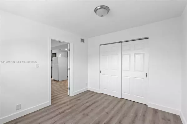 Hollywood, FL 33020,2847 Polk St #2