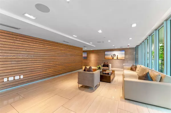 Miami Beach, FL 33141,6620 Indian Creek Dr #605