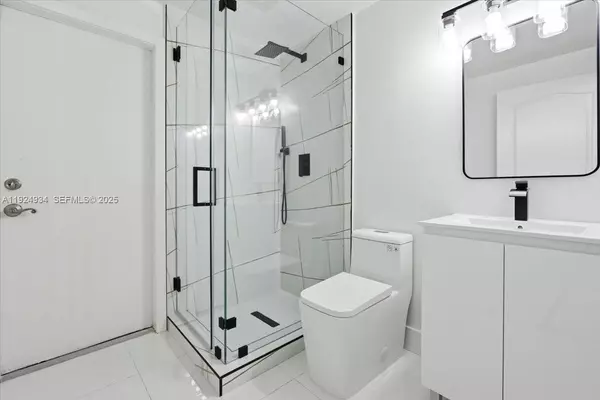 Miami Lakes, FL 33016,16310 NW 84th Ct