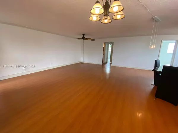 North Bay Village, FL 33141,1800 79th St Cswy #A212