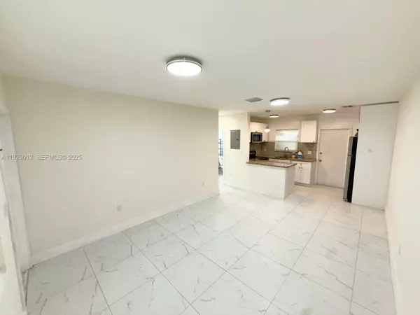 Oakland Park, FL 33309,Address not disclosed