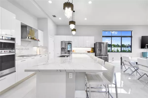 Southwest Ranches, FL 33331,15846 SW 49th St