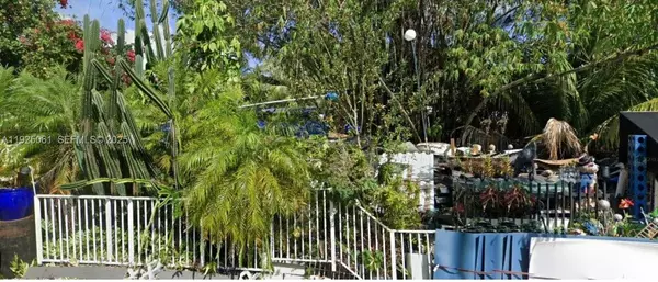 Miami, FL 33176,9741 SW 119th St