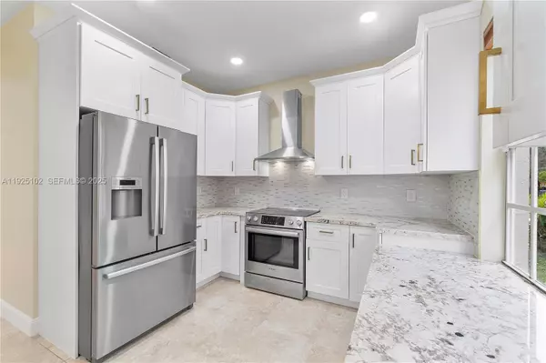 5310 NW 124th Way, Coral Springs, FL 33076