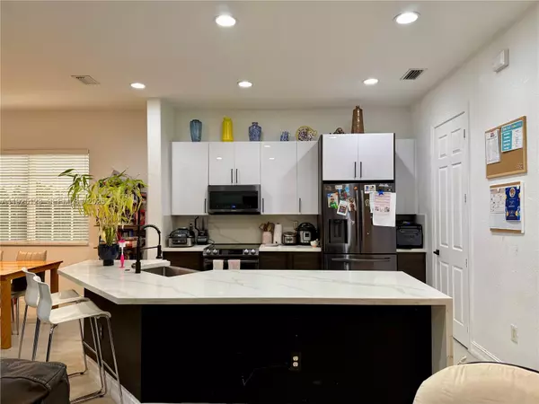 Parkland, FL 33076,8232 NW 128th Ln #39-F