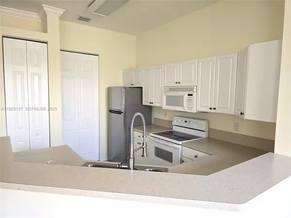 Miramar, FL 33027,4402 SW 160th Ave #934