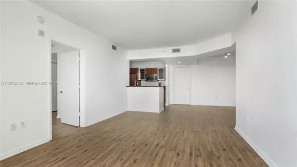 Aventura, FL 33180,18800 NE 29th Ave #1012