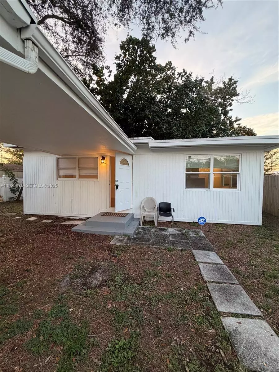 West Palm Beach, FL 33407,Address not disclosed