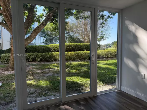 Coconut Creek, FL 33066,4602 Martinique Way #B1