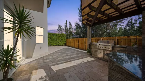 Doral, FL 33178,6933 NW 104th Ct