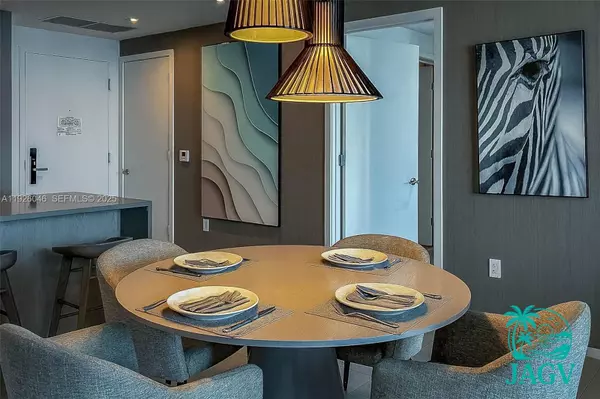 Hollywood, FL 33019,4010 S Ocean Dr #R3005