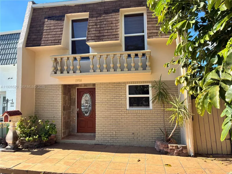13514 NE 23rd Pl, North Miami, FL 33181