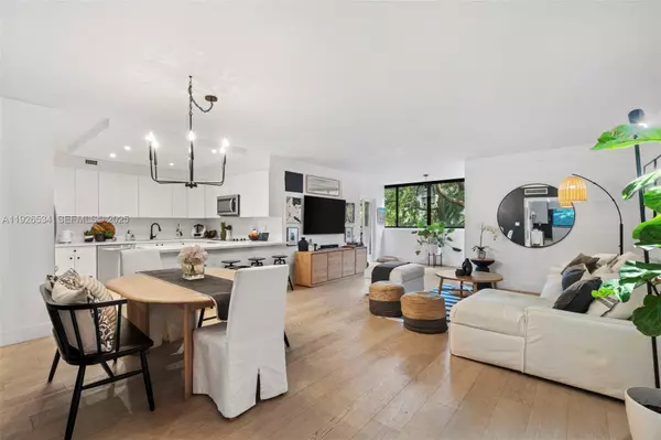 Key Biscayne, FL 33149,141 Crandon Blvd #237