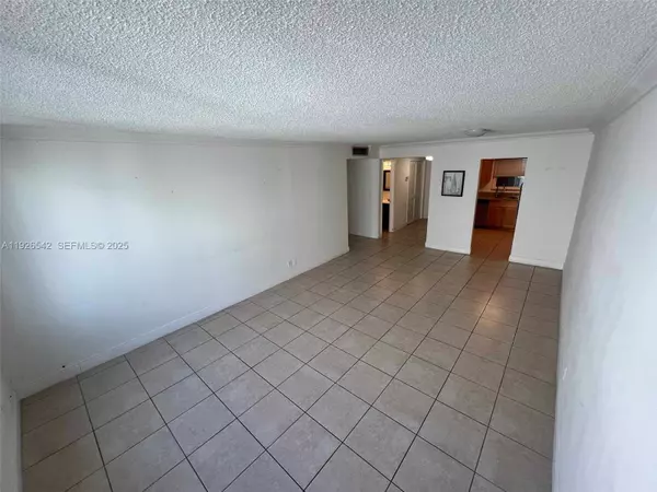 Pompano Beach, FL 33062,3257 NE 13th St #302