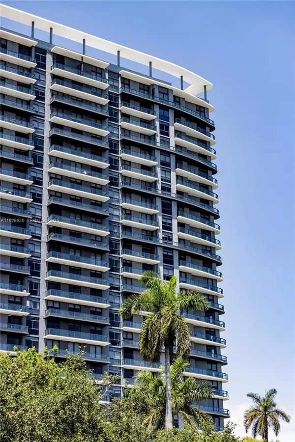 Hallandale Beach, FL 33009,101 Diplomat Pkwy #2108