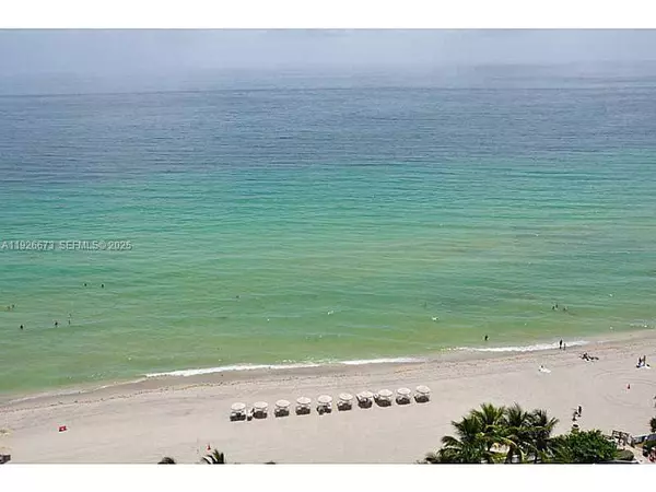 Hollywood, FL 33019,3535 S OCEAN DR #705