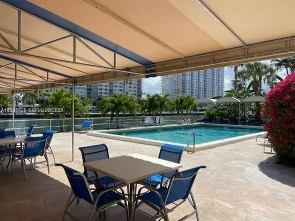220 Kings Point Dr #411, Sunny Isles Beach, FL 33160