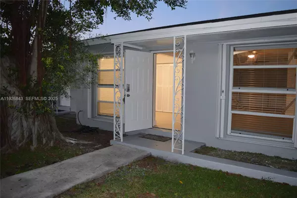 Cutler Bay, FL 33157,19391 SW 103rd Ct #19393