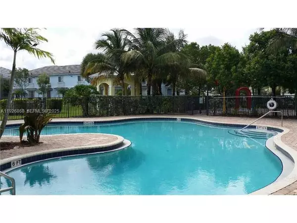 Lauderhill, FL 33311,3503 NW 13th St #3503