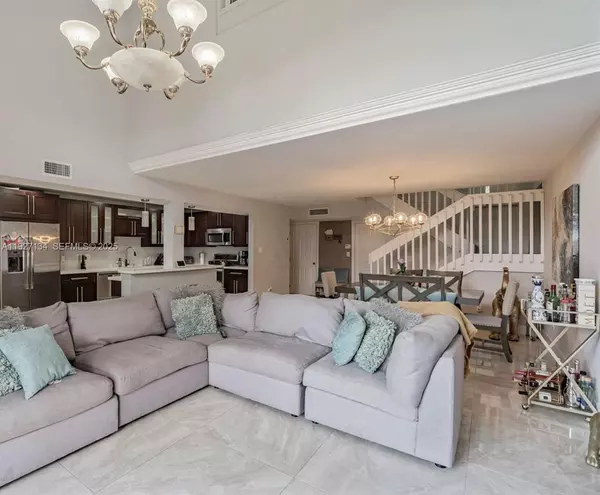 Miami Gardens, FL 33169,550 NW 210th St #102-29