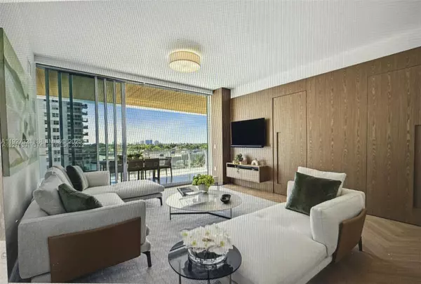 5775 Collins Ave #605, Miami Beach, FL 33140