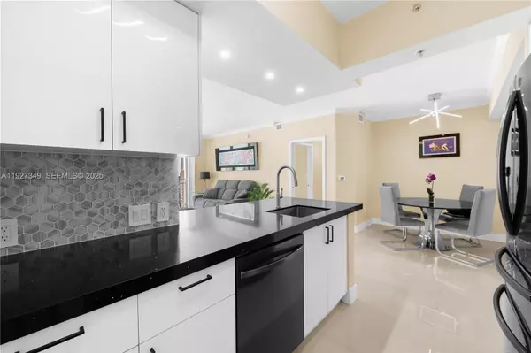 Miami, FL 33137,2000 N Bayshore Dr #1503