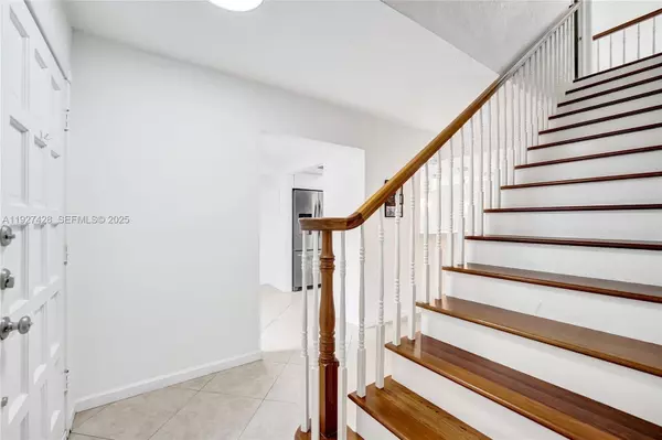 Hollywood, FL 33021,2305 Saint Andrews Rd #129