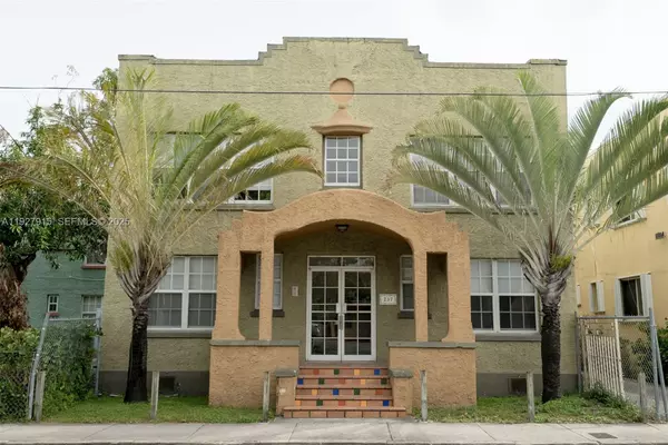 237 NW 10th Ave #1, Miami, FL 33128